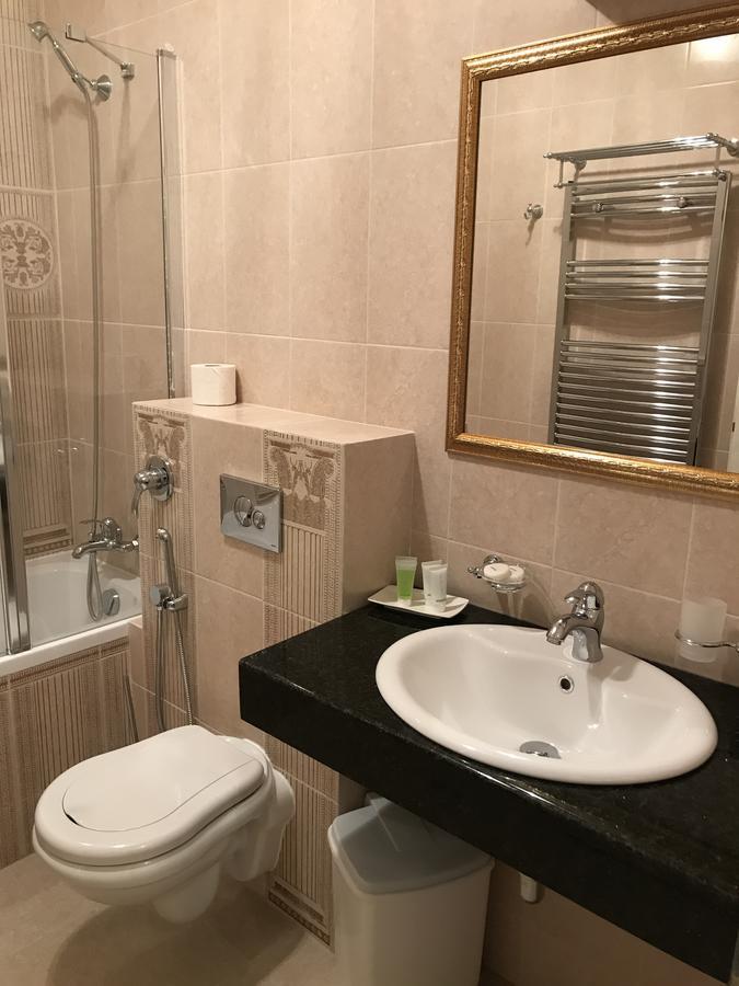 Hotel Saint Petersburg Karlovy Vary Exteriör bild